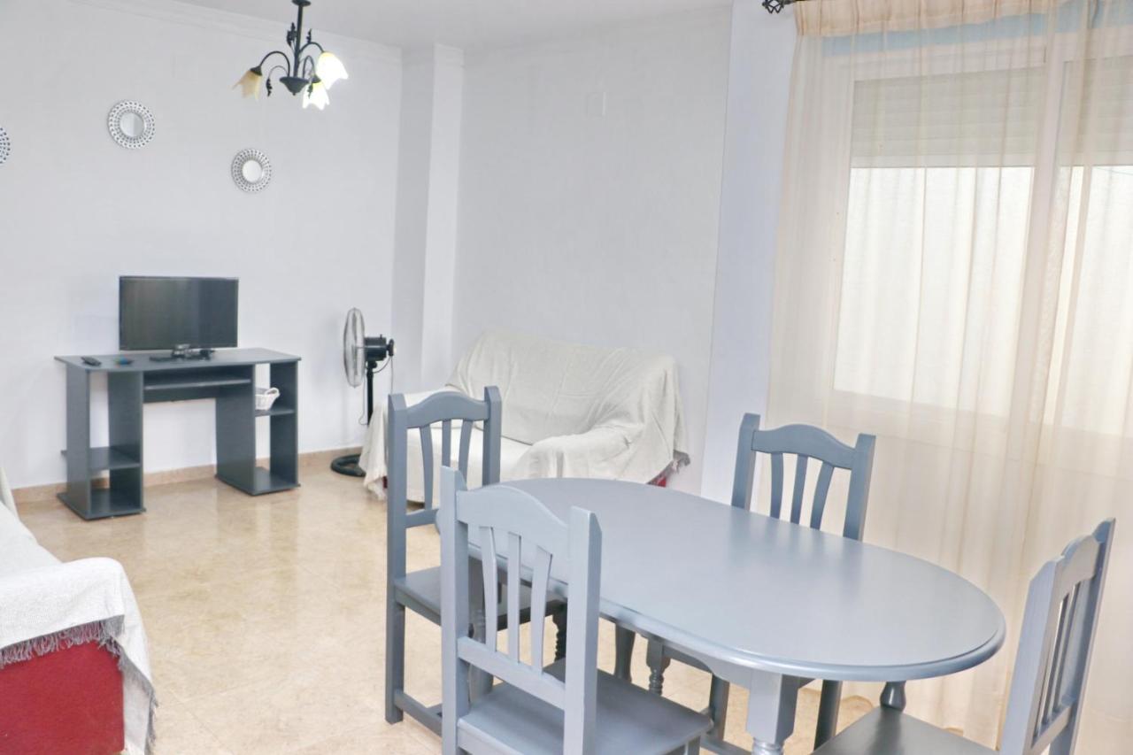 Apartamento Cervantes โกนิล เด ลาฟรอนเตรา ภายนอก รูปภาพ