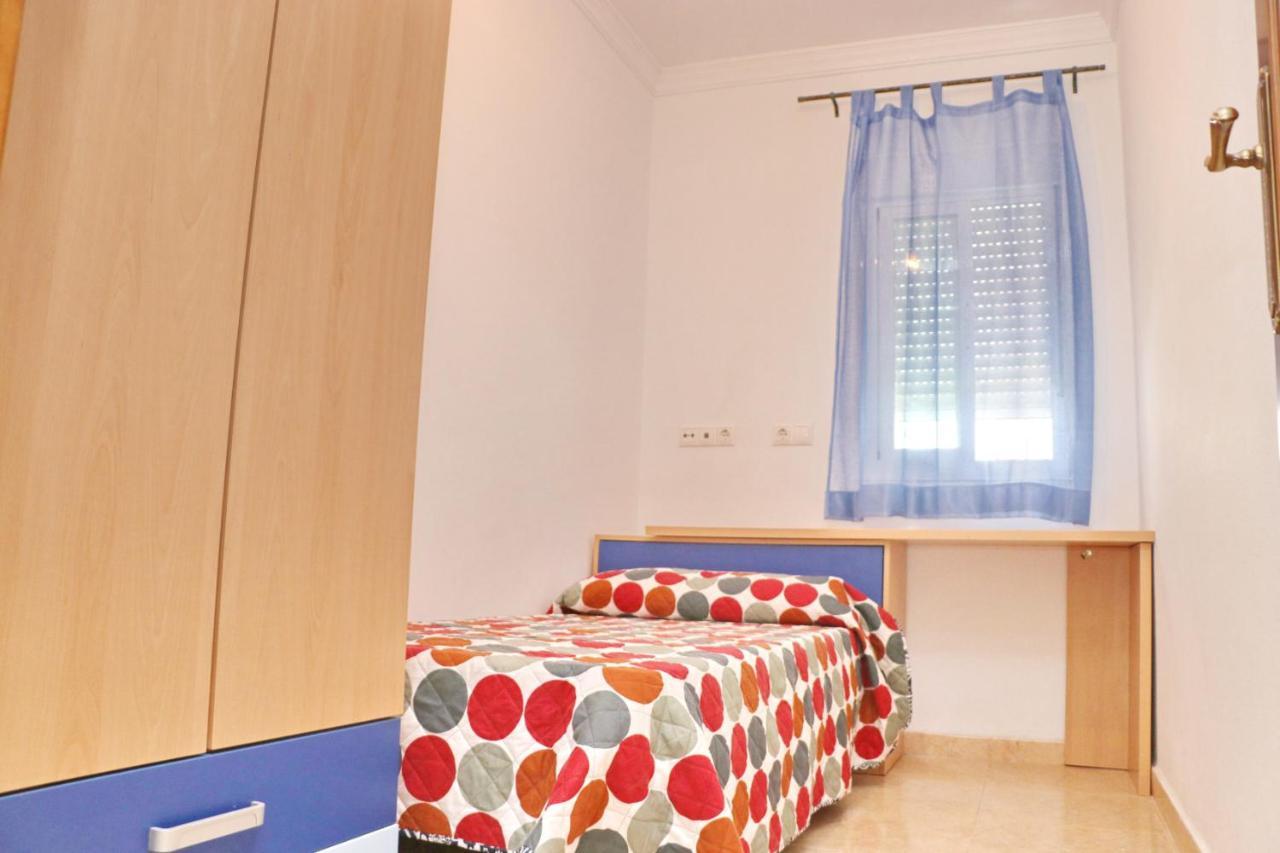 Apartamento Cervantes โกนิล เด ลาฟรอนเตรา ภายนอก รูปภาพ